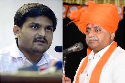 Hardik Patel Urges Sulking Gujarat Deputy CM to Join Congress, Bring 10 MLAs