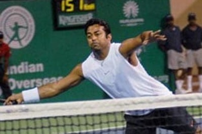 Paes out of men's doubles but enters mixed semis