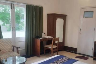 Pune Man Shares Why He Chose Hotels Over Rentals In Mumbai