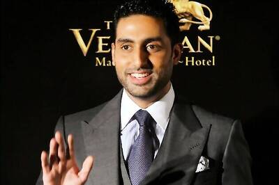 Abhishek Bachchan bags best anchor award