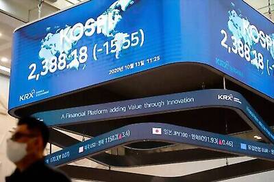 Asian Shares Mixed As China Reports Faster Growth In Trade