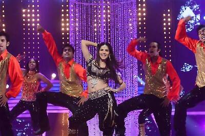 I wish I can dance like Madhuri Dixit one day, says Sunny Leone