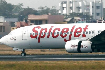 SpiceJet Hikes Salaries of Captains and Trainers, New Payout Higher than Pre-Covid