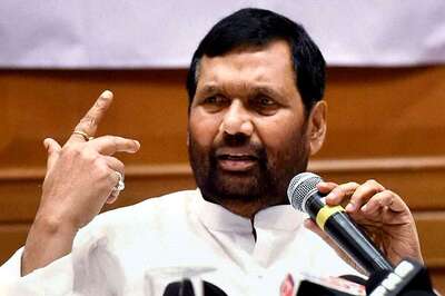 Food Ministry to Ban Single-use Plastic Bottles from September 15, Says Ram Vilas Paswan
