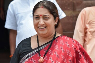 Two Congress MPs Likely to be Suspended for Charging Towards Smriti Irani in Lok Sabha