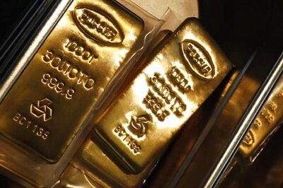 Gold Prices Slip Near 7-year High as Middle East Tensions Cool Down