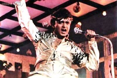 Mithun Chakraborty@62:  Top 10 foot-tapping numbers of the disco king