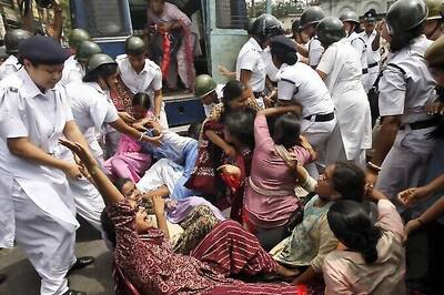 Strike hits normal life, coal output; violent clashes in West Bengal