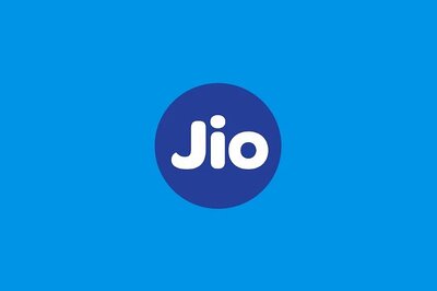 Airtel, Vodafone Shares Rise after Jio's Move to Charge for Calls to Rival Networks