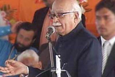 Advani's stake to power: Grand temple in Ayodhya
