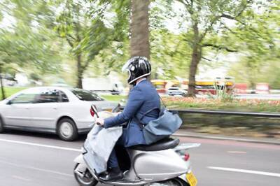 MP Tea Seller Takes Loan to Buy Moped, Celebrates With Rs 60,000 DJ Party