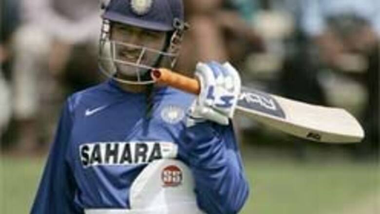 1st Test: Strauss puts England in control | Scorecard
