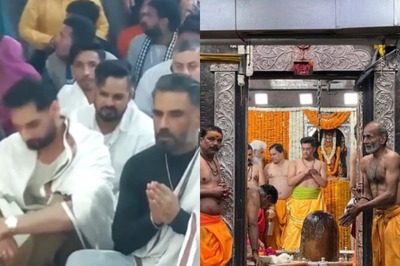 Suniel Shetty, Son Ahan Offer Prayers In Ujjain's Mahakaleshwar Temple; Watch