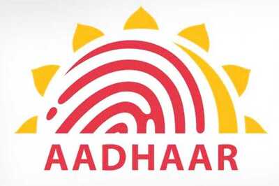 Govt May Make Aadhaar Card Must for Rail Concession in Budget 2017