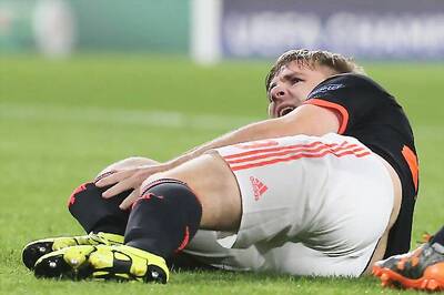 Manchester United's Luke Shaw returns to training 7 months after breaking leg