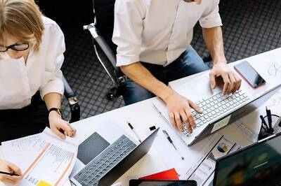 'Glorify Working Hard': Man Hails 'Hustle Culture' on Twitter, Gets Schooled