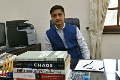 Policy Should be Broad and Flexible Like English and Hinduism: Sanjeev Sanyal