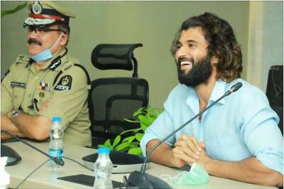 Vijay Deverakonda Salutes Hyderabad Police Force for Their Efforts During Coronavirus Crisis