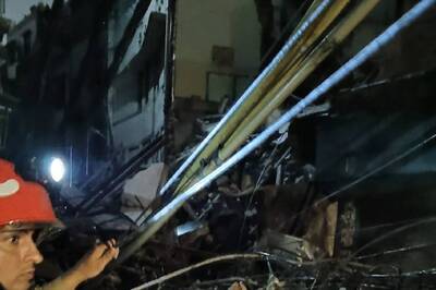 Delhi: 3 Including 4-Year-Old Killed As House Collapses Near Lahori Gate, Rescue Ops Underway