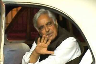 LoC should become line of cooperation, says Mufti
