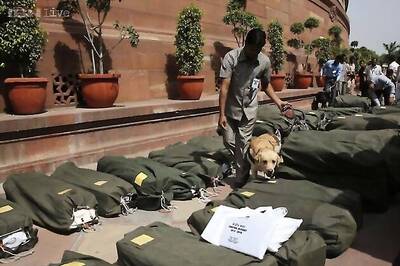 Budget 2014: I-T exemption limit hiked by Rs 50000, save a maximum of Rs 35000 per year