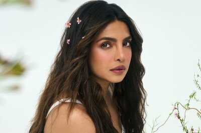 Priyanka Chopra Chose To Freeze Her Eggs In Her 30s; Check Out Other Fertility Solutions