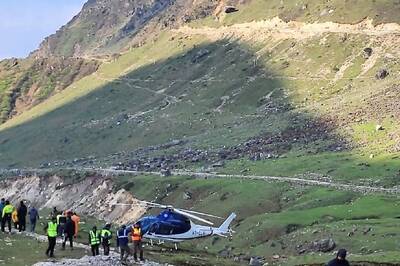 Helicopter Carrying Kedarnath Pilgrims Loses Control At Last Moment, Makes Emergency Landing | On Cam