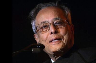 Promote Indian vernacular literature abroad: Pranab