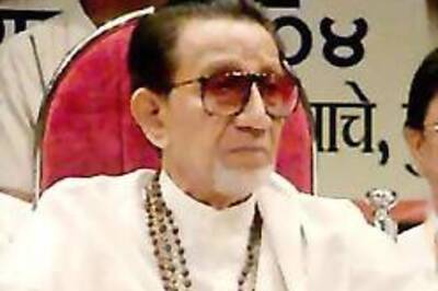 Do not provoke Maharashtrians, Sena Chief  tells Jaya