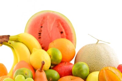 Here’s Why You Should Make Your Kids Drink Fruit Juice