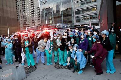 New York Chef Turns Michelin-starred Eatery Into Charity Kitchen in Covid-19 Crisis