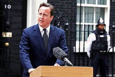 UK: Cameron urged to delay gay marriage vote