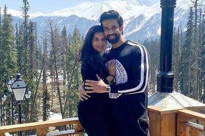 Rajeev Sen Shares Selfie With Charu Asopa, Fans Want Them 'Back Together'