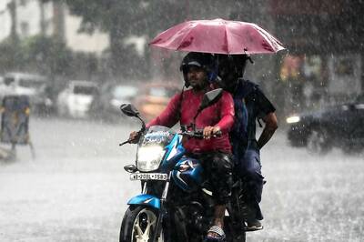 IMD Issues Red Alert In These Districts of Kerala As Rains Continue to Batter State; Flood Warning In Costal Areas Of Karnataka