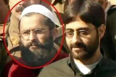 BJP flays Arundhati for defending Afzal