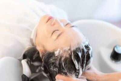 Here's All You Need To Know About Latest Korean Head Spa Trends