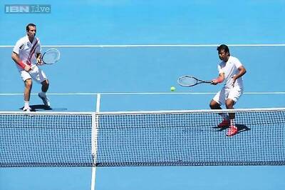 Paes-Stepanek pair move to Indian Wells quarter-finals
