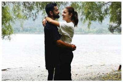 Anushka Sharma Meets Anupam Kher in London, Discuss Their Common Favourite Virat Kohli