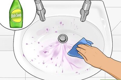 How to Get Hair Dye off Your Sink