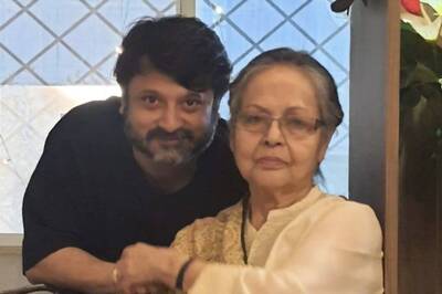 Rakhee Gulzar To Make A Comeback In Bengali Cinema With Nandita Roy And Shiboprosad Mukherjee's 'Amar Boss'