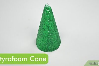 How to Make a Button Christmas Tree