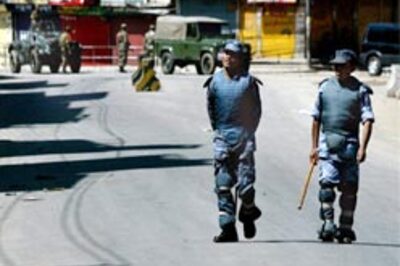 Nepal Army unhappy by King's power clip