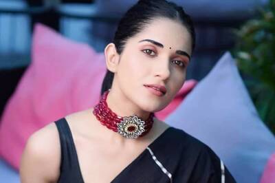 Onam 2022: The Traditional White and Gold Kasavu Saree Gets a Contemporary Makeover