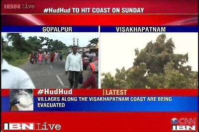 Authorities put on high alert as cyclone Hudhud nears Visakhapatnam