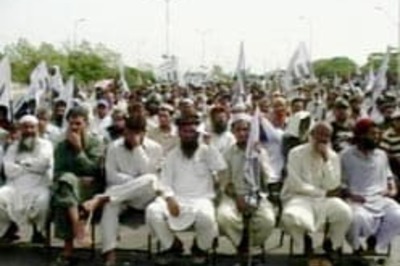 Jamaat HQ brought under Pak government control