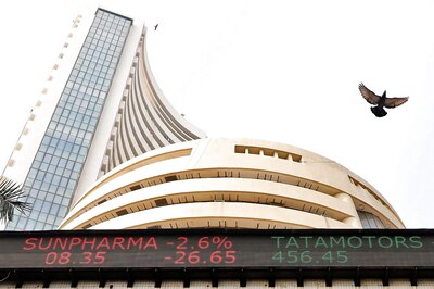 Sensex Falls 142 pts, Nifty Near 17,450; Realty, Power Stocks Drag