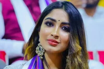 Bigg Boss Fame Sanya Iyer Visits Puttur For Kambala Festival