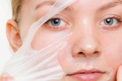 Use This DIY Peel-off Mask to Slow Down Signs of Ageing