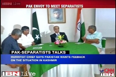 Political parties condemn Pak envoy's move to invite J&K separatist leaders for talks
