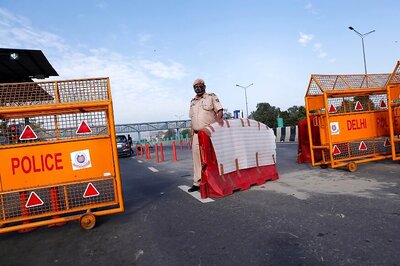 Govt Stops Incoming Passengers on 107 Immigration Check Points